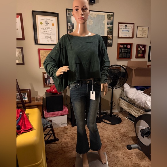 FIRE & RAIN Embellished Blue Jeans. These are the cutest jeans ever!! - Picture 3 of 8